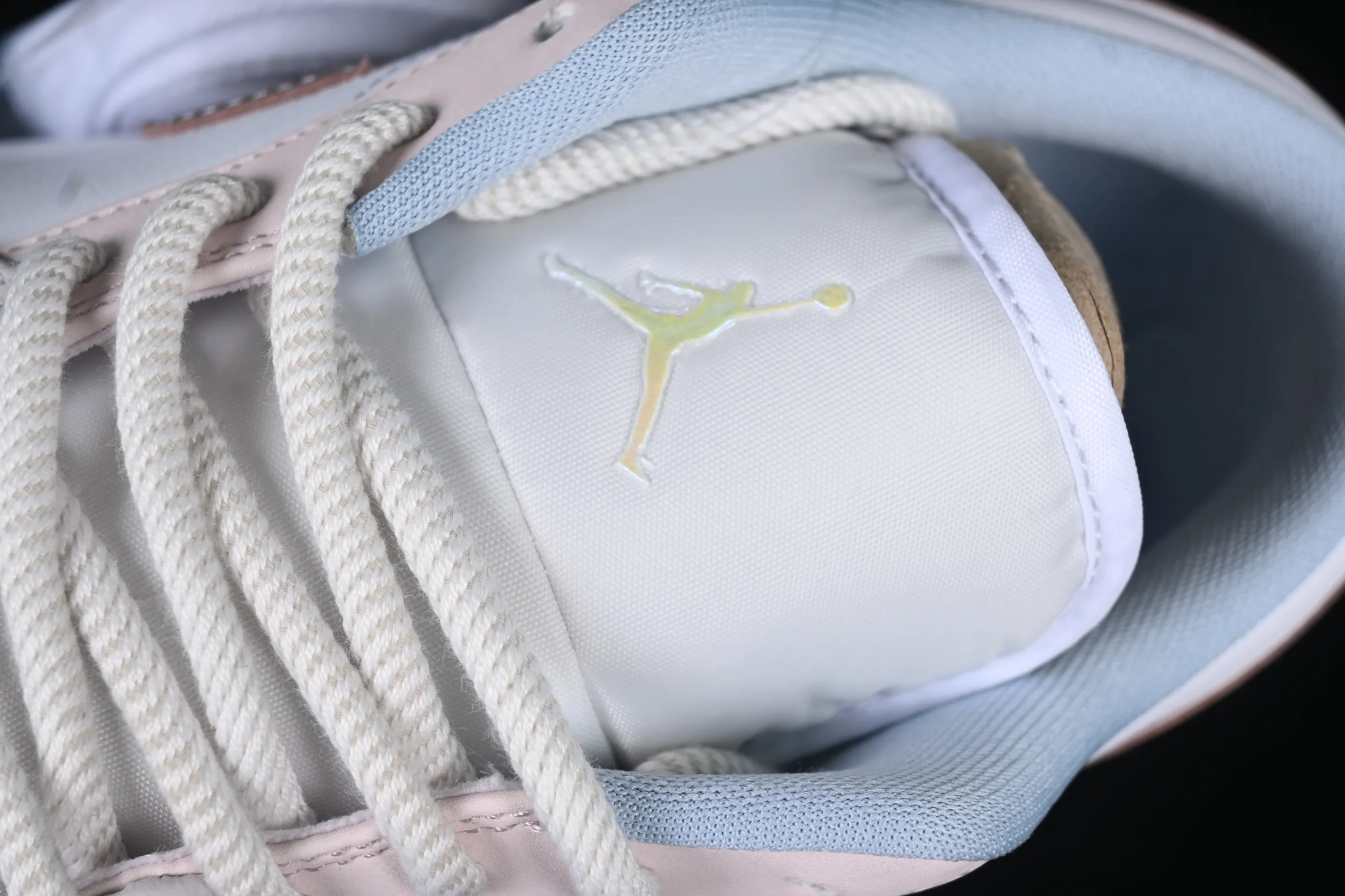 All categories Air Jordan Jordan series basketball shoes Air Jordan 1 Low Air Jordan 1 Low AJ1 Joe 1 carved powder low-top cultural casual sneakers IB8859-101